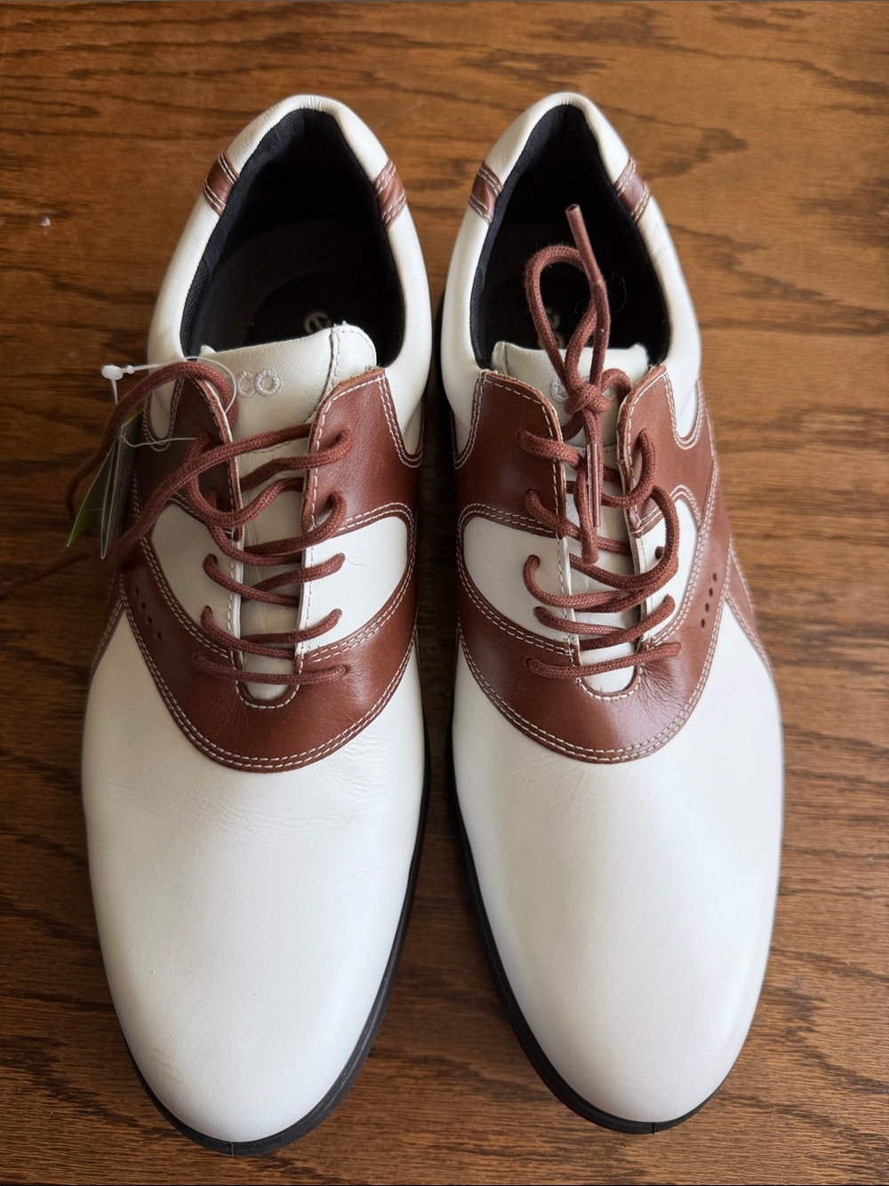 Ecco Men's White and Brown Golf Spiked Shoes - Picture 2 of 4